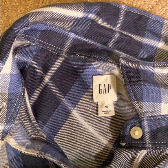 Soft button down - Picture 2 of 2